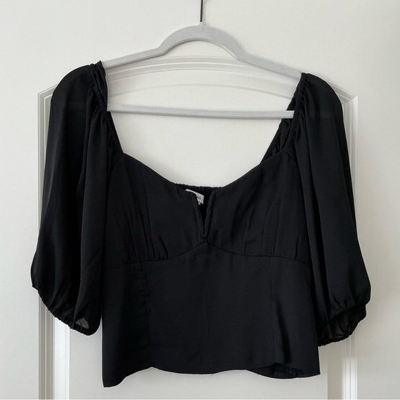 NWT Abercrombie & Fitch Black Blouse - Picture 2 of 7